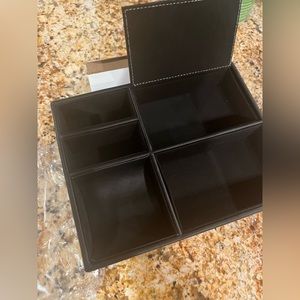 NWT leather jewelry organizer